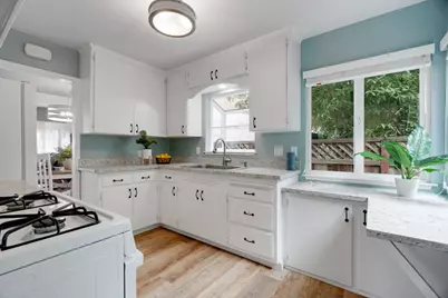 709 Gilroy Dr, Capitola, CA 95010 - Photo 11