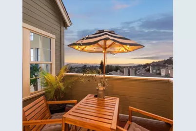 4431 Terrabella Way, Oakland, CA 94619 - Photo 27