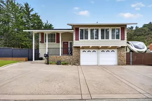 836 Oddstad Blvd, Pacifica, CA 94044 - Photo 1