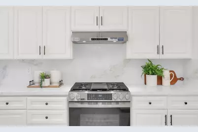 865 W Knickerbocker Dr, Sunnyvale, CA 94087 - Photo 13