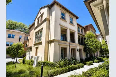 560 Saint Remi Ter 1, Sunnyvale, CA 94085 - Photo 1