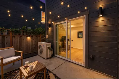 808 Pine St, Oakland, CA 94607 - Photo 35