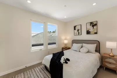 808 Pine St, Oakland, CA 94607 - Photo 27
