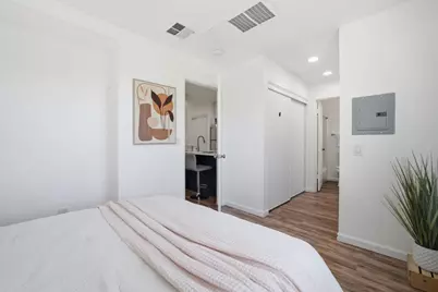1990 Prince George Dr, San Jose, CA 95116 - Photo 15