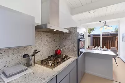 256 E Charleston Rd, Palo Alto, CA 94306 - Photo 17