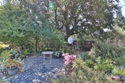 11705 Foothill Ave, Gilroy, CA 95020 - Photo 21