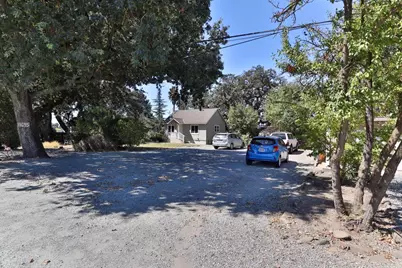 11705 Foothill Ave, Gilroy, CA 95020 - Photo 13