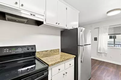 3877 Howe St 108, Oakland, CA 94611 - Photo 11