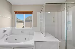 5272 Glimmer Way, Sacramento, CA 95835 - Photo 27