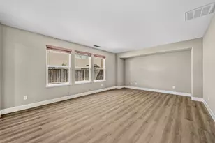 5272 Glimmer Way, Sacramento, CA 95835 - Photo 7