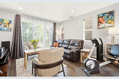 132 Llano De Los Robles Ave, San Jose, CA 95136 - Photo 7