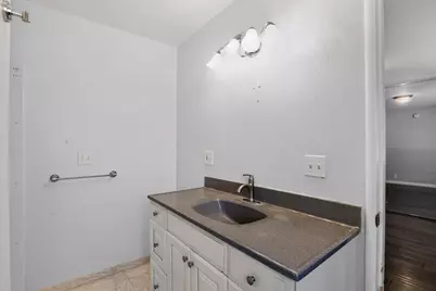 135 N Claremont Ave, San Jose, CA 95127 - Photo 23