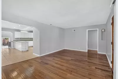 135 N Claremont Ave, San Jose, CA 95127 - Photo 7
