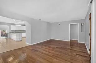 135 N Claremont Ave, San Jose, CA 95127 - Photo 7
