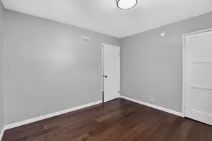 135 N Claremont Ave, San Jose, CA 95127 - Photo 19