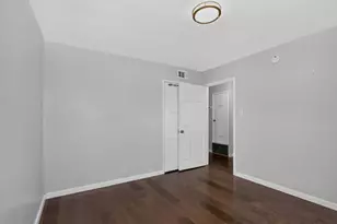 135 N Claremont Ave, San Jose, CA 95127 - Photo 21