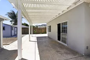 135 N Claremont Ave, San Jose, CA 95127 - Photo 25
