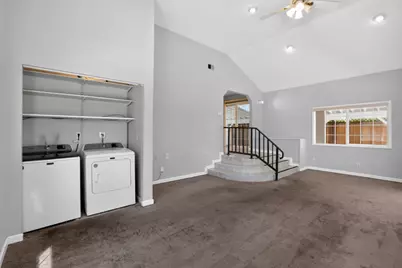135 N Claremont Ave, San Jose, CA 95127 - Photo 15