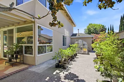 225 Prague Dr, San Jose, CA 95119 - Photo 31