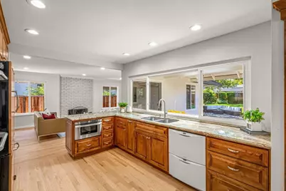 22184 Via Camino Ct, Cupertino, CA 95014 - Photo 21
