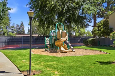 4882 Cherrythorne Ln, San Jose, CA 95129 - Photo 33