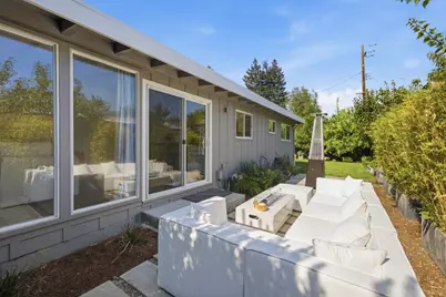 857 Tamarack Ln, Sunnyvale, CA 94086 - Photo 35