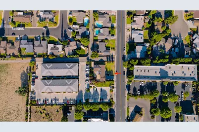 100 Pedras Rd, Turlock, CA 95382 - Photo 33