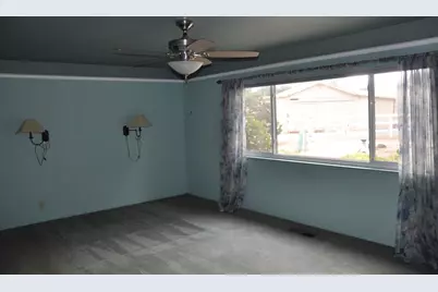 1900 Riedel Ct, San Martin, CA 95046 - Photo 7