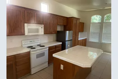 2672 Wrenwood Ave, Clovis, CA 93611 - Photo 7