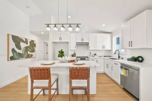 882 S Almaden Ave 2, San Jose, CA 95110 - Photo 11