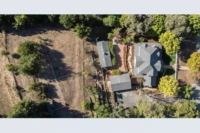 13415 Country Way, Los Altos Hills, CA 94022 - Photo 49