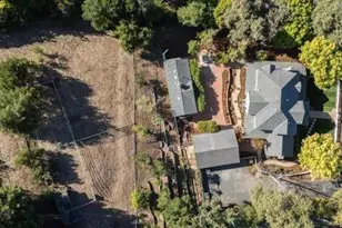 13415 Country Way, Los Altos Hills, CA 94022 - Photo 49