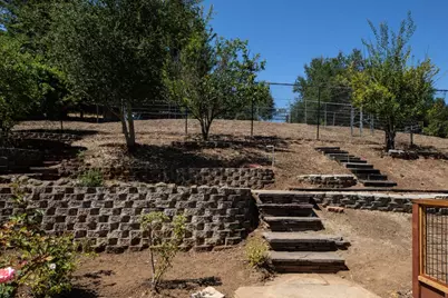 13415 Country Way, Los Altos Hills, CA 94022 - Photo 45