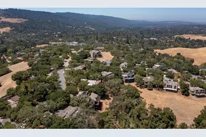 2 Franciscan Rdg, Portola Valley, CA 94028 - Photo 7