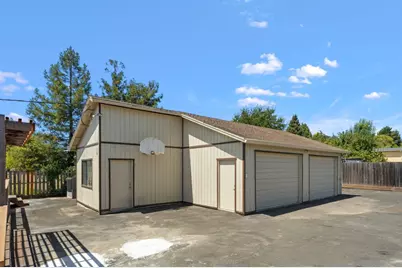 18 Hawthorne Ave, Watsonville, CA 95076 - Photo 21