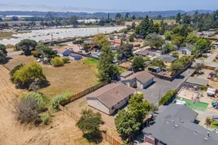 18 Hawthorne Ave, Watsonville, CA 95076 - Photo 29