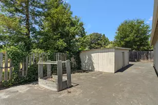 18 Hawthorne Ave, Watsonville, CA 95076 - Photo 27