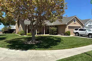 1 Meredith Cir, Salinas, CA 93906 - Photo 1