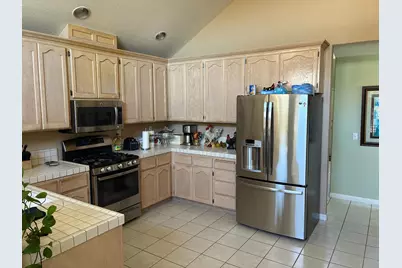 1 Meredith Cir, Salinas, CA 93906 - Photo 3
