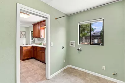 180 N Cragmont Ave, San Jose, CA 95127 - Photo 13