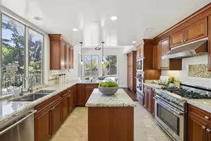 35 Silk Tree Pl, Hillsborough, CA 94010 - Photo 33