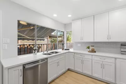 6383 San Anselmo Way, San Jose, CA 95119 - Photo 13