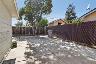 10081 Kenilworth Way, San Jose, CA 95127 - Photo 37
