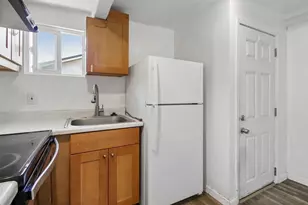 10081 Kenilworth Way, San Jose, CA 95127 - Photo 9