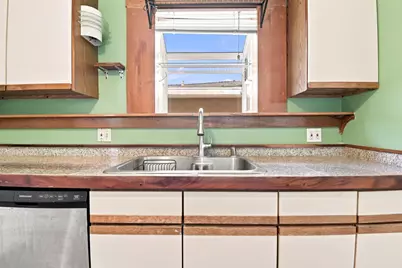 2224 Derby St, Berkeley, CA 94705 - Photo 41