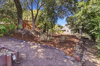417 Palomar Dr, Redwood City, CA 94062 - Photo 63