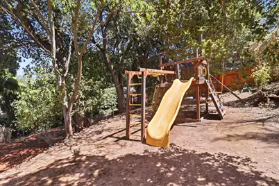 417 Palomar Dr, Redwood City, CA 94062 - Photo 65