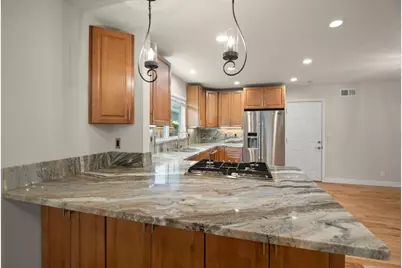 20 Robin Way, San Carlos, CA 94070 - Photo 3