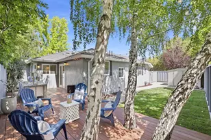 699 Oregon Ave, Palo Alto, CA 94301 - Photo 27