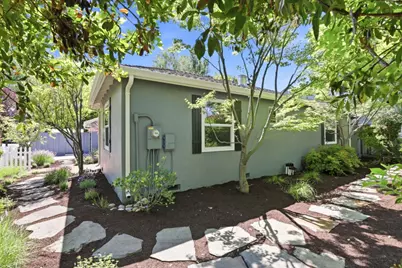 699 Oregon Ave, Palo Alto, CA 94301 - Photo 31